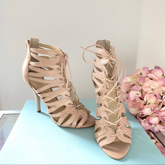 SOLD🛍Women’s Shoes Nude Leather Hight Heels 7 - Picture 2 of 6